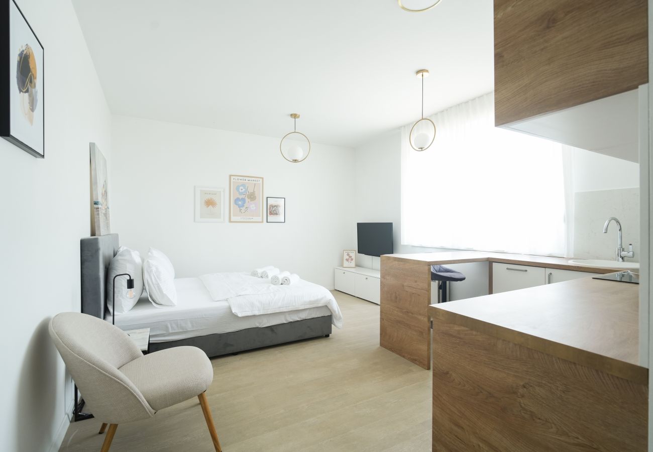 Ferienwohnung in Zadar - Luminous Living Studio